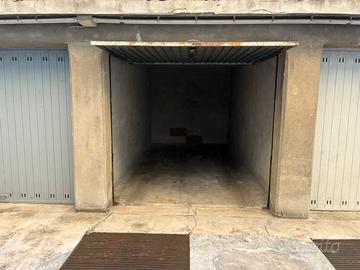 Garage/ Piccolo magazzino