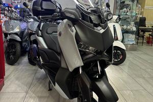 Yamaha X-Max 300 xmax tech max 3000km garanzia uff