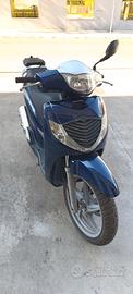 Honda sh150i