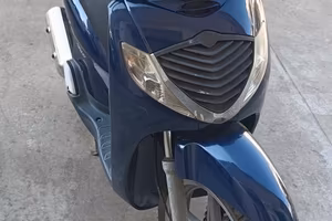 Honda sh150i