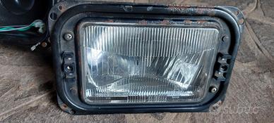 Faro anteriore fiat 130nc