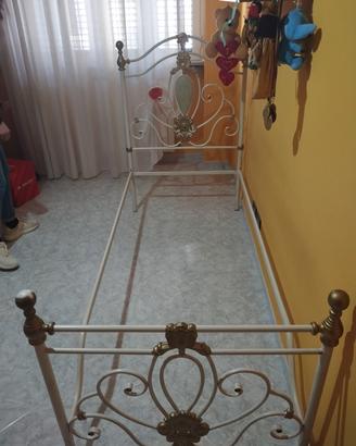 Letto in ferro battuto 