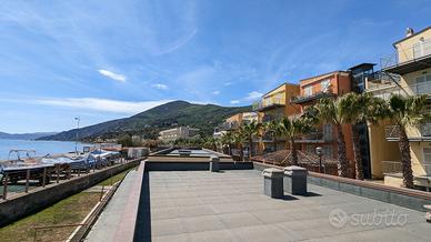 Casa vacanze Liguria Albenga fronte spiaggia
