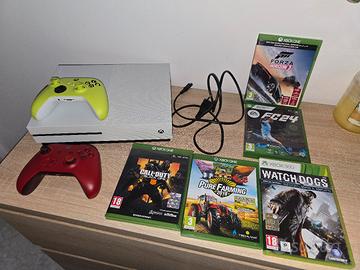 Xbox One S  + 2 Controller + 5 Giochi🎉