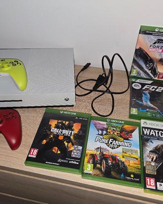 Xbox One S  + 2 Controller + 5 Giochi🎉