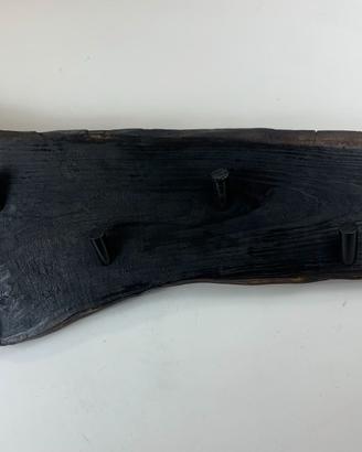 Appendiabiti Artigianale in Legno Fiammato