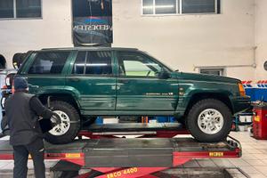 Jeep grand cherokee 5.2 V8 mod. America Last Edict