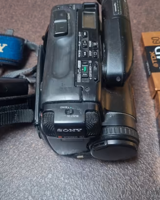 Video camera Sony HI8