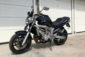 Yamaha FZ6