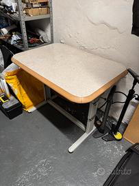 Tavolo per roulotte 62 x 95