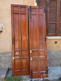 portoncino in legno doppia apertura