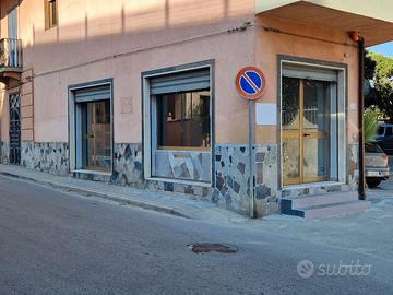 Via ravagnese 309 3 vetrate , rifinito commerciale