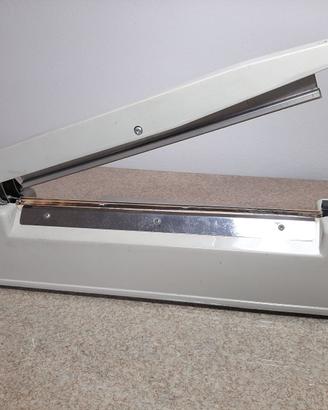 Termosaldatrice / confezionatrice da banco 30cm