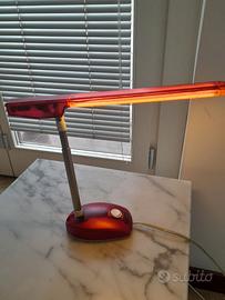 Lampada da tavolo artemide