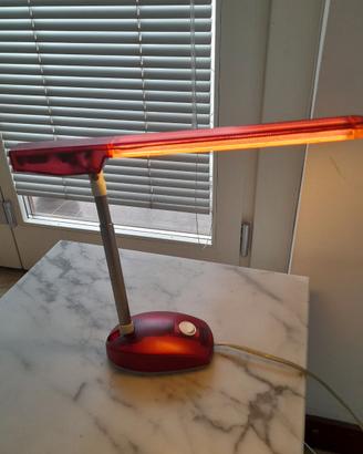 Lampada da tavolo artemide