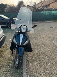 Piaggio Medley 150