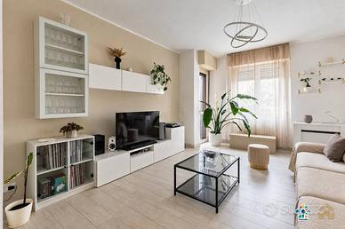 Appartamento di 91 m² con 3 locali e box auto a Ve