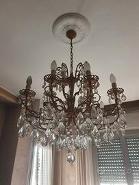 Lampadario vintage con gocce di cristallo 