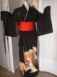 kimono Tomesode giapponese antico in seta 