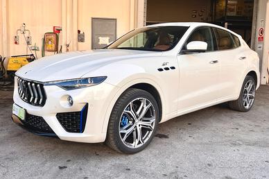 Maserati Levante MHEV Launch Edition 330 CV AWD Ex