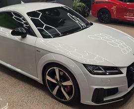 Audi TT TTS Coupé TFSI quattro S tronic