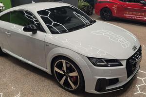 Audi TT TTS Coupé TFSI quattro S tronic