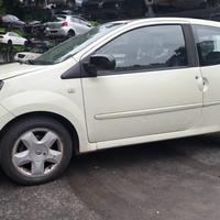 RENAULT TWINGO 2011 SOLO PER RICAMBI