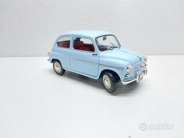 Fiat 600 Berlina Blu del 1963 - 1/18 Tanomodels