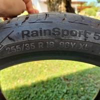 gomma 255/35 r19