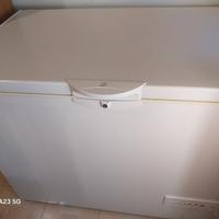  congelatore a pozzetto