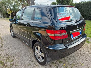 autovettura Mercedes