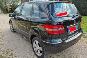 autovettura Mercedes