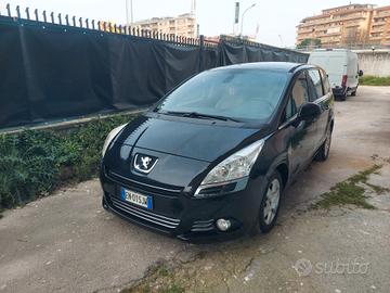 Peugeot 5008 1.6 HDi perfetto stato km156000