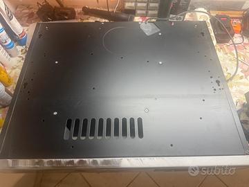 piano cottura con accensione elettrica e cappa 