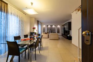 Rif.lu338| appartamento ind. valverde