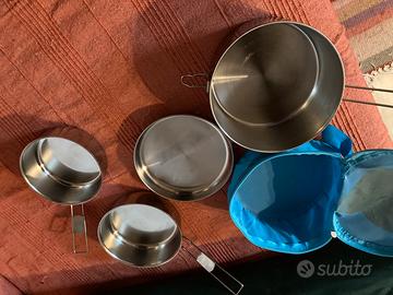 Set di pentole da campeggio