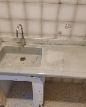 Acquaio marmo con gocciolatoio (prof 60)