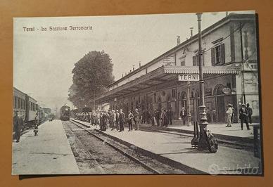 Cartolina Terni interno stazione ferroviaria