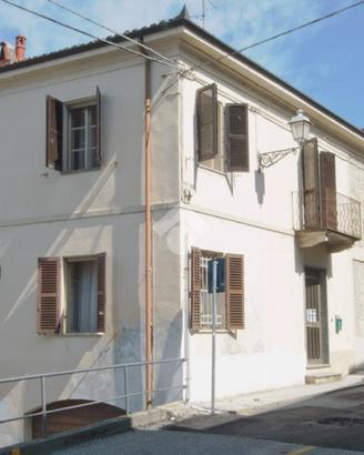 CASA INDIPENDENTE A FRASSINELLO MONFERRATO