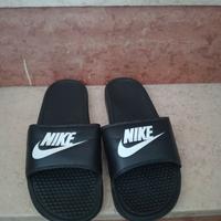 Ciabatte Nike numero 45 Usate ma in buone condizi