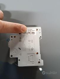 interruttore magnetotermico 