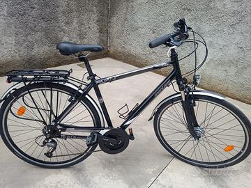 BICI DA 28   MARCA MONTANA  BLUE  CITY   TREKKING