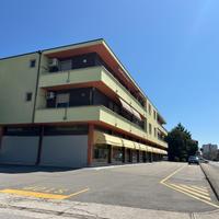 AMPIO APPARTAMENTO BICAMERE VICINO AL CENTRO