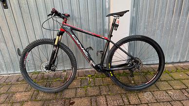 Mtb 29 Saccarelli One in carbonio