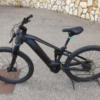 Cube stereo hybrid 120 race 625