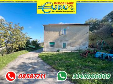 Casa singola con vista mare