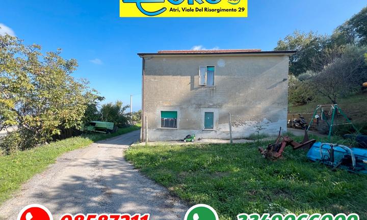 Casa singola con vista mare