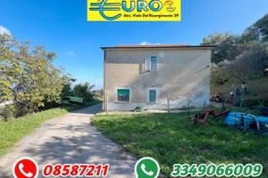 Casa singola con vista mare