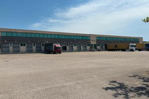 Matera, zona La Martella, capannone 5000 mq