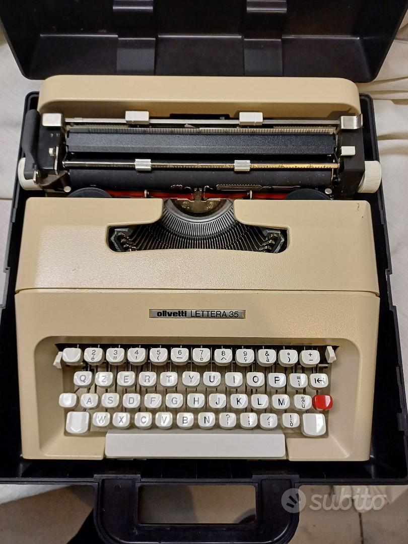 Macchina da scrivere vintage Olivetti Lettera 35